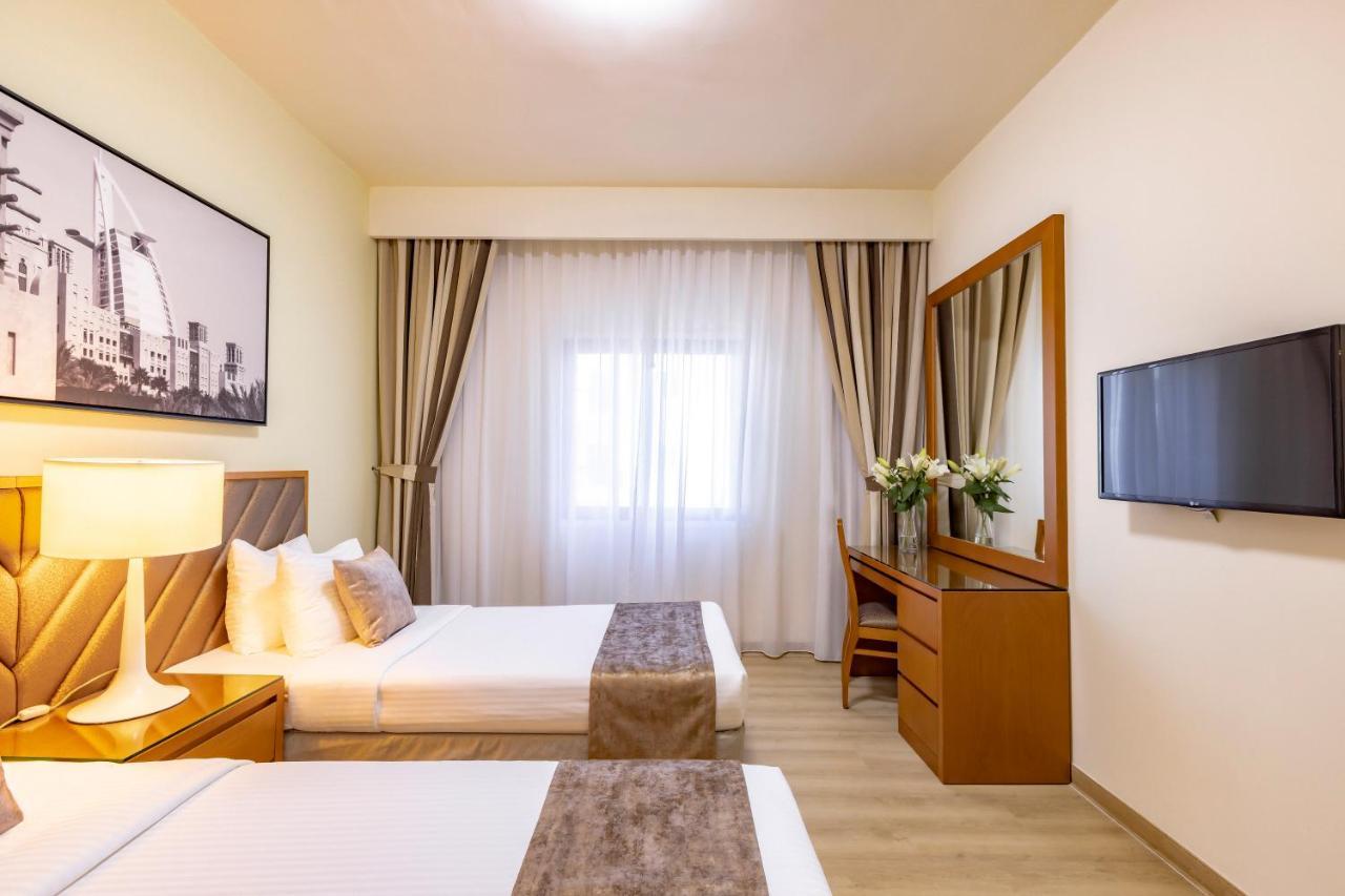 Golden Sands Suites Dubai Bagian luar foto